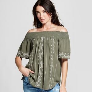 Women's short sleeve, off the shoulder top